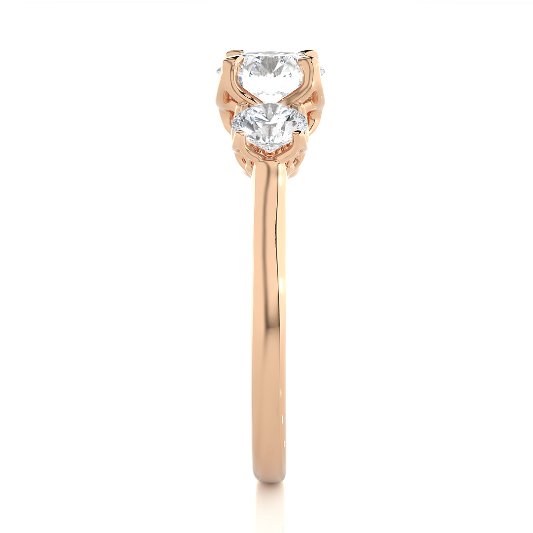ENGAGEMENT RING SET WITH THREE ROUND SHAPE DIAMONDS