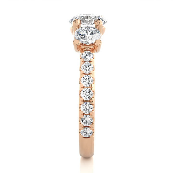 ELEGANT DIAMOND ENGAGEMENT RING
