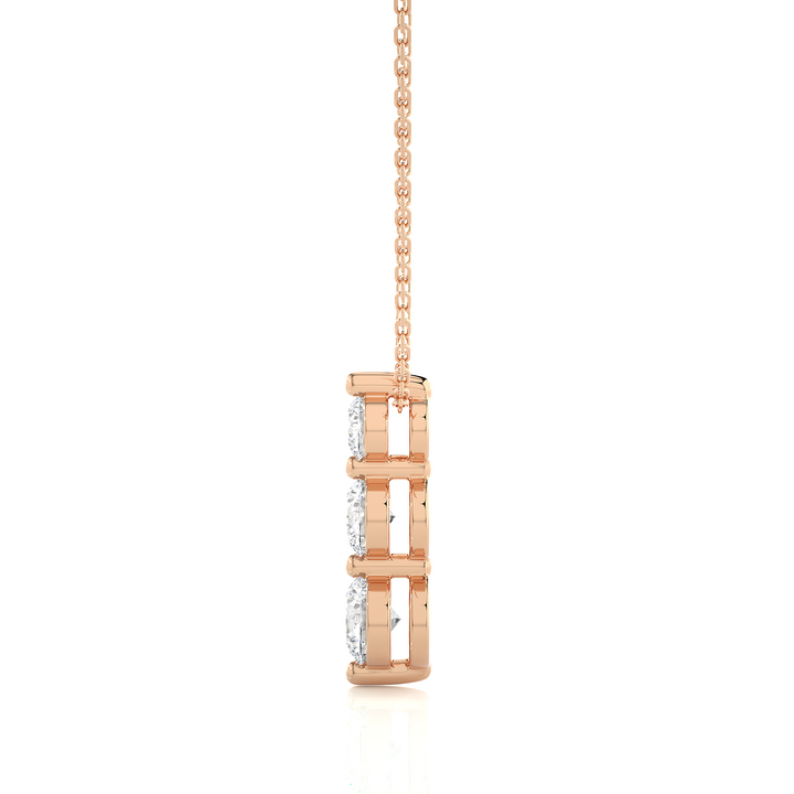 GRADUATING NECKLACE
