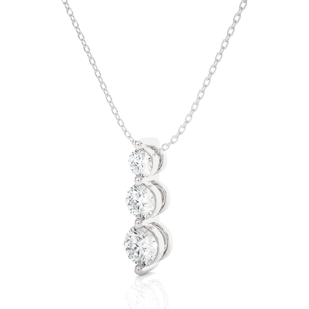 GRADUATING NECKLACE