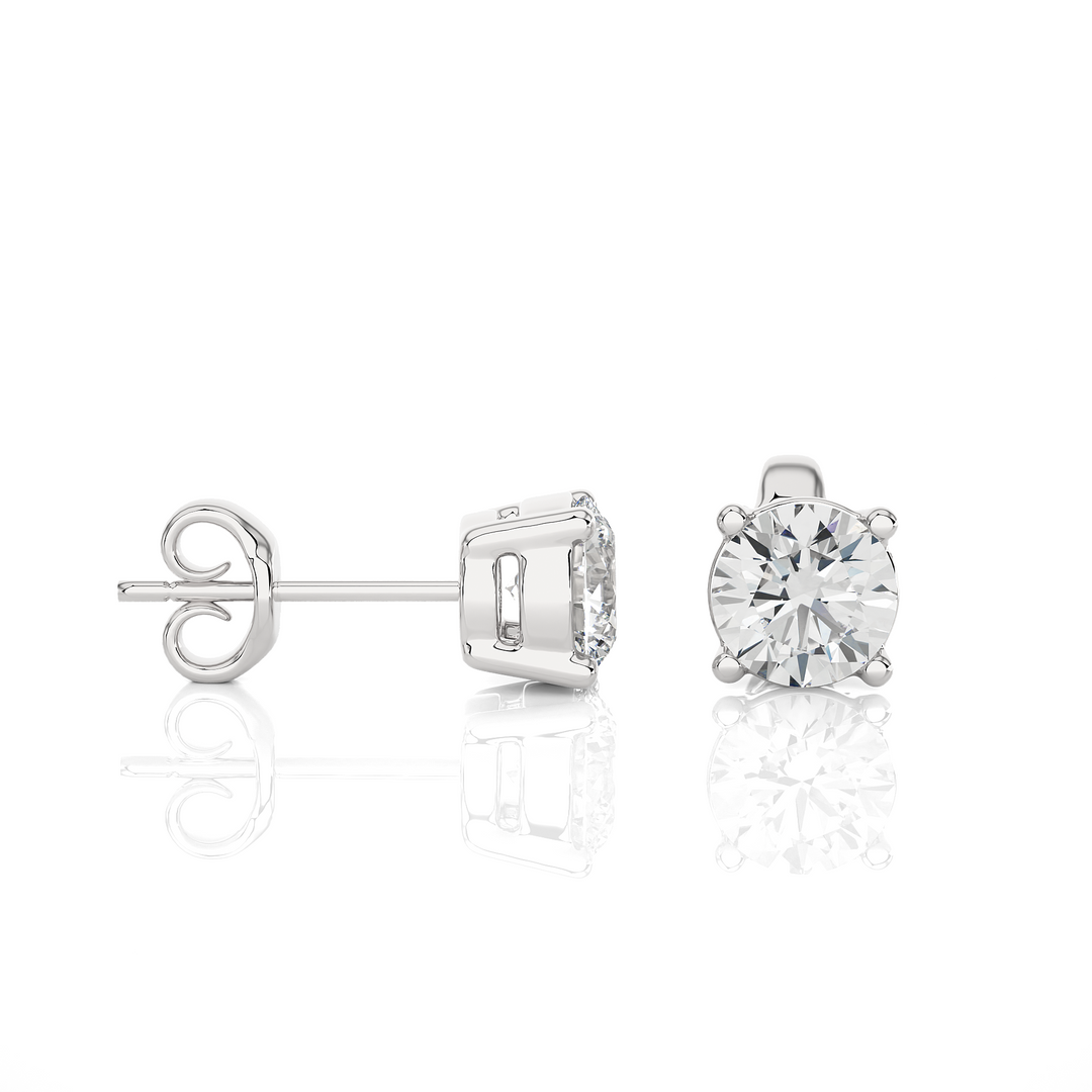 SOLITAIRE STUDS IN PRONG SETTING