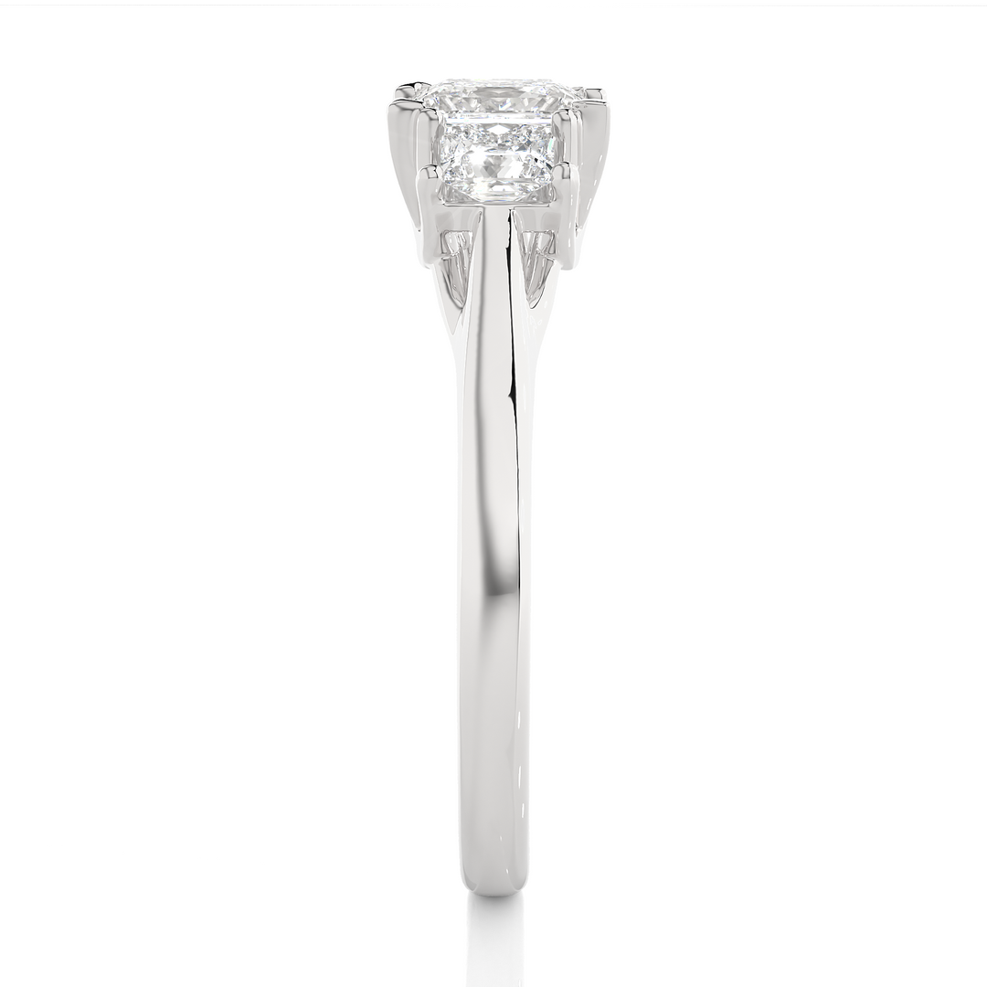 TRILOGY DIAMOND RING  SET WITH THREE PRINCESS DIAMONDS