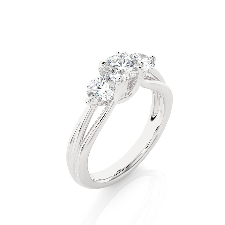 ELEGANT DIAMOND ENGAGEMENT RING