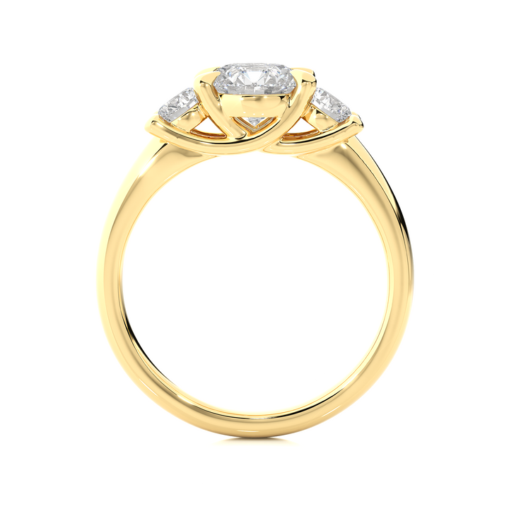 ELEGANT DIAMOND ENGAGEMENT RING