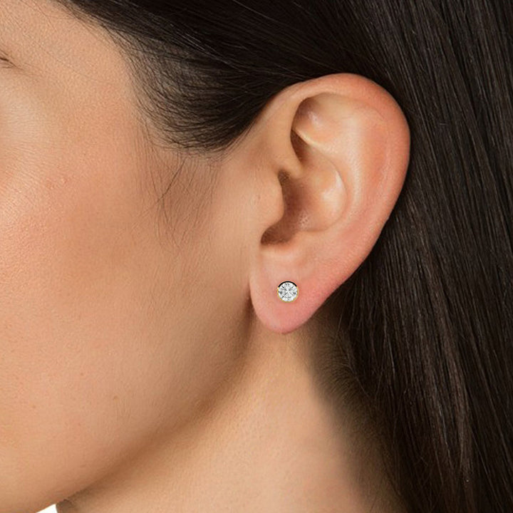 SOLITAIRE STUDS