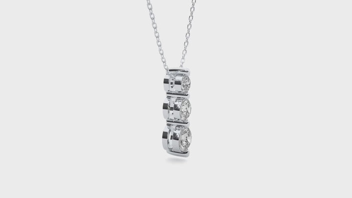 GRADUATING NECKLACE