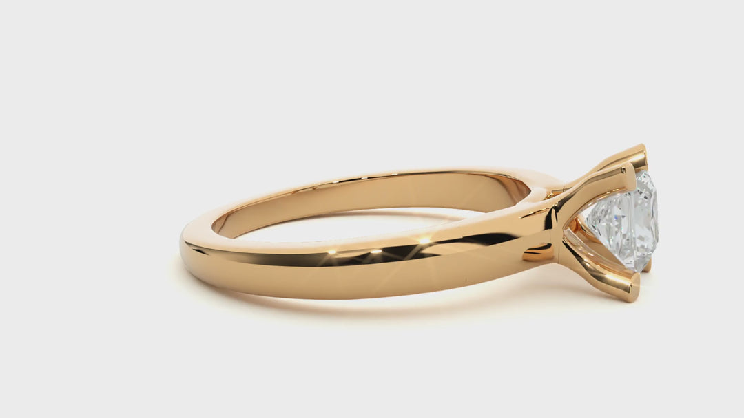 A SOLITAIRE DIAMOND RING
