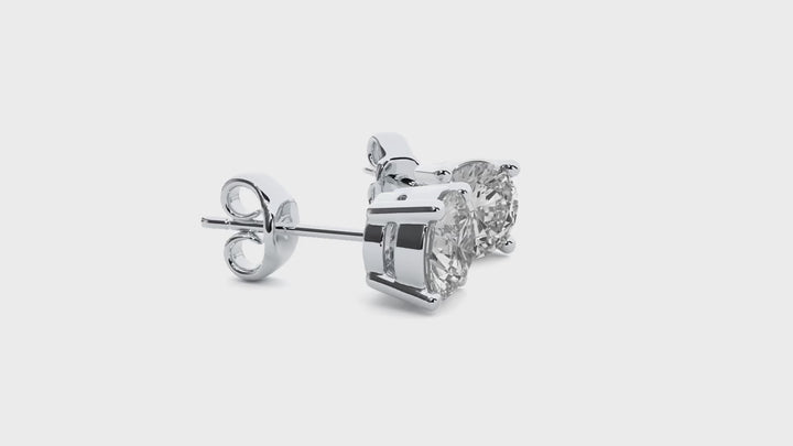 SOLITAIRE STUDS IN PRONG SETTING